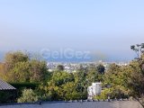Lapta Köy İçinde; Önü Kapanmaz Deniz Manzaralı, 1 Dönüm Arsada, Satılık Müstakil Ev!