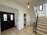 Bellapais'de Yüzme Havuzlu 3+1 Villa