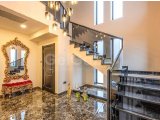 Girne Edremit'te Satılık 4+1 Villa