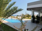 Girne Alagadi'de Satılık 5+2 Villa