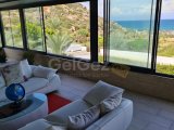 Girne Alagadi'de Satılık 5+2 Villa