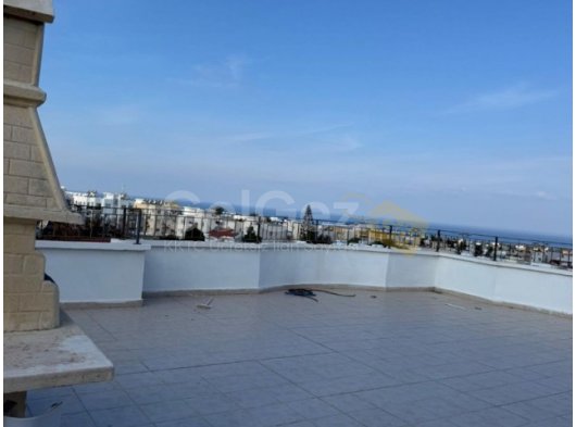 ALSANCAK'TA SATILIK MÜKEMMEL DAİRE! ????
