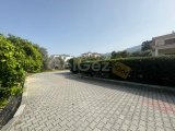 Girne Edremit'te Satılık 3,5 Dönüm İçerisinde Satılık Villa