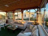 Girne Karaoğlan'da Satılık Ticari Ruhsatlı Villa