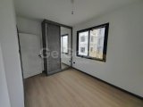 Lapta'da site içerisinde havuzlu 3+1 satılık daire