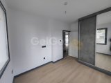 Lapta'da site içerisinde havuzlu 3+1 satılık daire