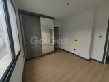 Lapta'da site içerisinde havuzlu 3+1 satılık daire