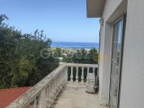 Girne Lapta'da Satılık Villa