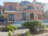 Girne Alsancak'ta Satılık Villa