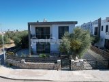 Çatalköy'de Satılık Türk Koçanlı 3+1 Köşe Villa.