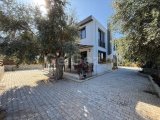 Çatalköy'de Satılık Türk Koçanlı 3+1 Köşe Villa.
