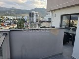 Girne Merkez /Bektaş market arkası Kiralık 2+1 Penthouse daire.