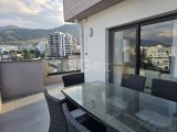 Girne Merkez /Bektaş market arkası Kiralık 2+1 Penthouse daire.