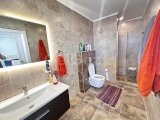 Girne Merkez'de Satılık 4+1 Rezidans Daire
