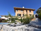 Girne Karmi de Acil Satılık Villa