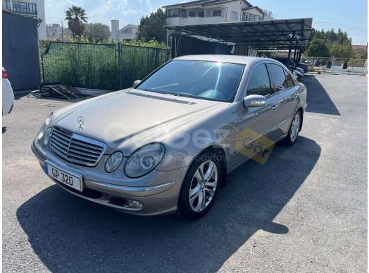 2002 Model Otomatik Mercedes-Benz E Serisi