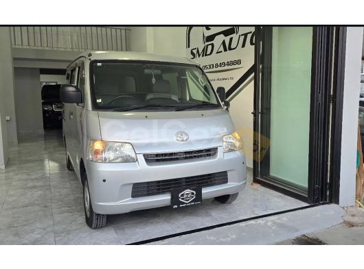 2021 Model Otomatik Toyota Town Ace