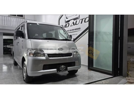 2020 Model Otomatik Toyota Town Ace