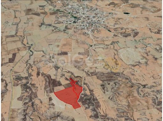 TÜRK KOÇANLI 54 DÖNÜM RESMİ YOLU VAR