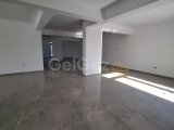 GAZİMAĞUSA YENİBOĞAZİÇİ İŞLEK CADDE ÜZERİ 150 M2 KİRALIK DÜKKAN
