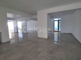 GAZİMAĞUSA YENİBOĞAZİÇİ İŞLEK CADDE ÜZERİ 150 M2 KİRALIK DÜKKAN