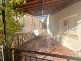 Güzelyurt merkezde satılık ev