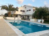 Satılık 4+2 özel villa