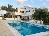 Satılık 4+2 özel villa