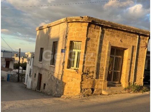Girne lapta da satılık dükkan