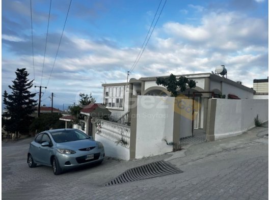 Laptada salıkı müstakil ev