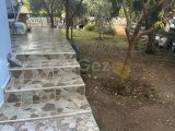 Güzelyurt merkezde satılık bahçeli ev