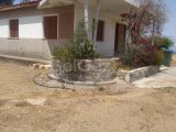 Deniz ve dağ manzaralı arsa