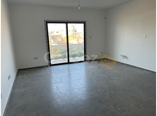 GAZİMAGUSA TUZLADA SATILIK 2+1