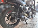 Royal Enfield Hunter 350 Metro Dapper