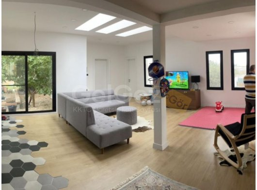 GAZİMAĞUSA YENİBOĞAZİÇİ KİRALIK 4+2 VILLA