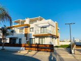 GAZİMAĞUSA YENİBOĞAZİÇİ SAUNRİSE SİTESİNDE SATILIK MODERN VİLLA