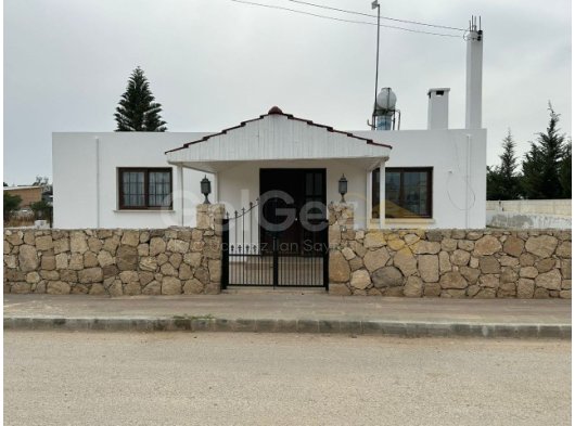 GAZİMAĞUSA TUZLA BÖLGESİNDE SATILIK MÜSTAKİL YER EVİ