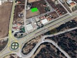 GAZİMAĞUSA YENIBOĞAZİÇİ GİRİŞİNDE SATILIK KÖŞE ARSA