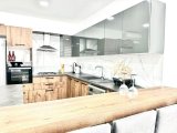 Alsancak'ta Eden Garden Sitesinde 2 Yatak Odalı SatılıkLüks Daire