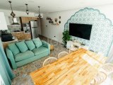 Alsancak'ta Özel Dekore Edilmiş Satılık 2+1 Havuzlu Sitede Daire