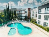 Alsancak'ta Özel Dekore Edilmiş Satılık 2+1 Havuzlu Sitede Daire