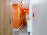 Alsancak'ta Özel Dekore Edilmiş Satılık 2+1 Havuzlu Sitede Daire