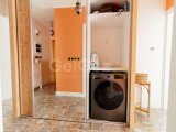 Alsancak'ta Özel Dekore Edilmiş Satılık 2+1 Havuzlu Sitede Daire