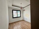 Alsancak'ta Zemin Katta Satılık 2+1 Daire
