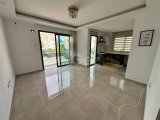 Alsancak'ta Zemin Katta Satılık 2+1 Daire