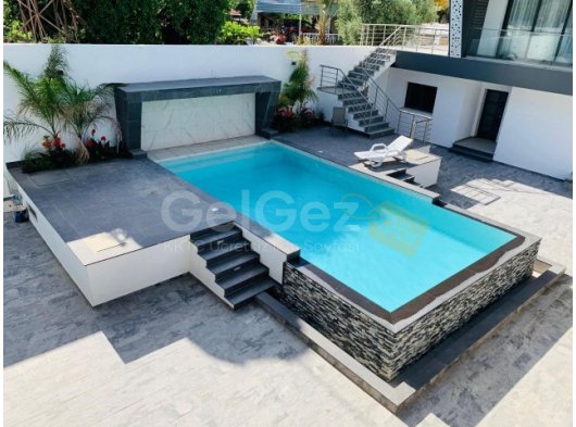 Girne Çatalköy'de Kiralık 1 Yatak Odalı Havuzlu Sitede