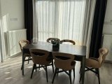 Edremit, Girne’de Panoramik Deniz ve Dağ Manzaralı Şık 4+1 Villa