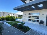 Edremit, Girne’de Panoramik Deniz ve Dağ Manzaralı Şık 4+1 Villa