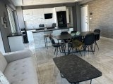 GİRNE MERKEZ'DE DENİZ ve DAĞ MANZARALI ULTRA LÜKS KİRALIK 2+1 DAİRE