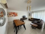Girne Merkezde Havuzlu Site İçerisinde Kiralık 3+1 Daire